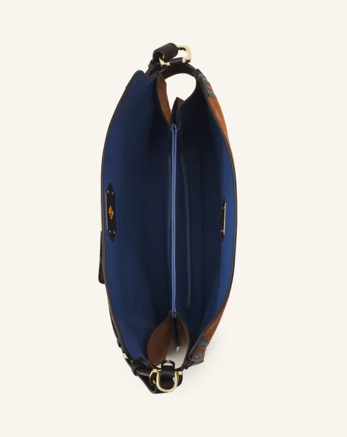 Asymmetrische Tasche „Compagnon” aus Wildleder Asymmetrische Tasche „Compagnon” aus Wildleder