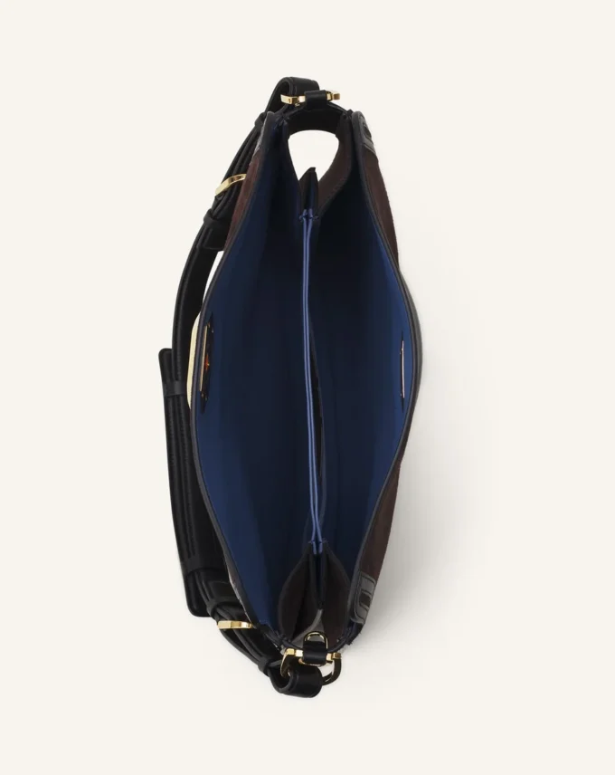Asymmetrische Tasche „Compagnon” aus Wildleder Asymmetrische Tasche „Compagnon” aus Wildleder