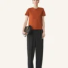 Baumwoll-T-Shirt mit Schleifendetail Baumwoll-T-Shirt mit Schleifendetail