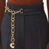 Catch by Lanvin Gürtel aus Leder und Metallkette Catch by Lanvin Gürtel aus Leder und Metallkette