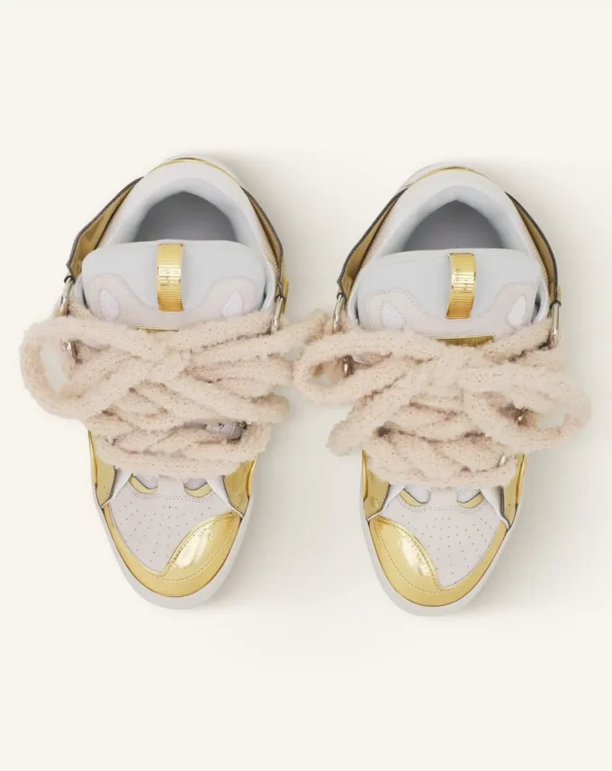 Curb Metallic-Ledersneaker mit Mesh-Schnürsenkeln Curb Metallic-Ledersneaker mit Mesh-Schnürsenkeln