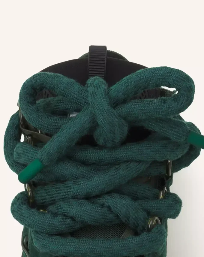 Curb Sneakers aus Leder mit Schlangenleder-Schnürsenkeln