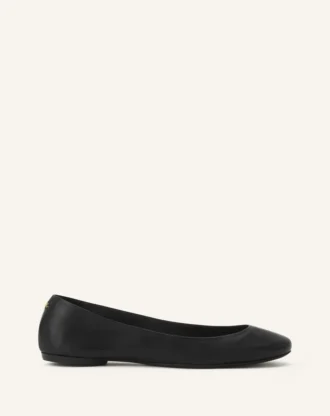 Die Ballerina-Ballerinas aus Leder