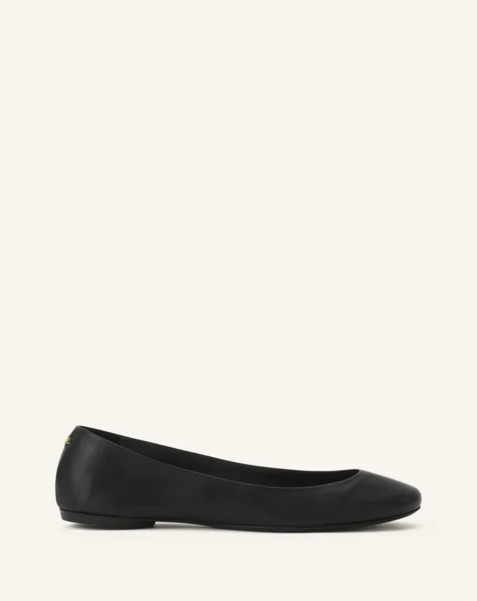 Die Ballerina-Ballerinas aus Leder Die Ballerina-Ballerinas aus Leder
