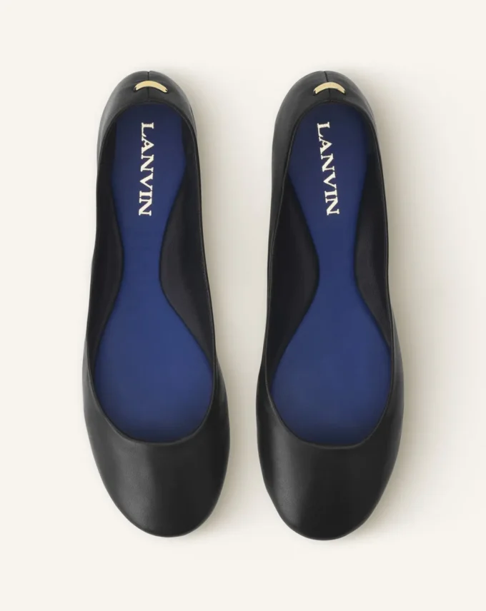 Die Ballerina-Ballerinas aus Leder Die Ballerina-Ballerinas aus Leder