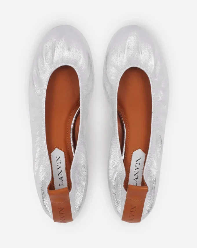 Die Ballerina-Ballerinas aus Metallic-Leder Die Ballerina-Ballerinas aus Metallic-Leder