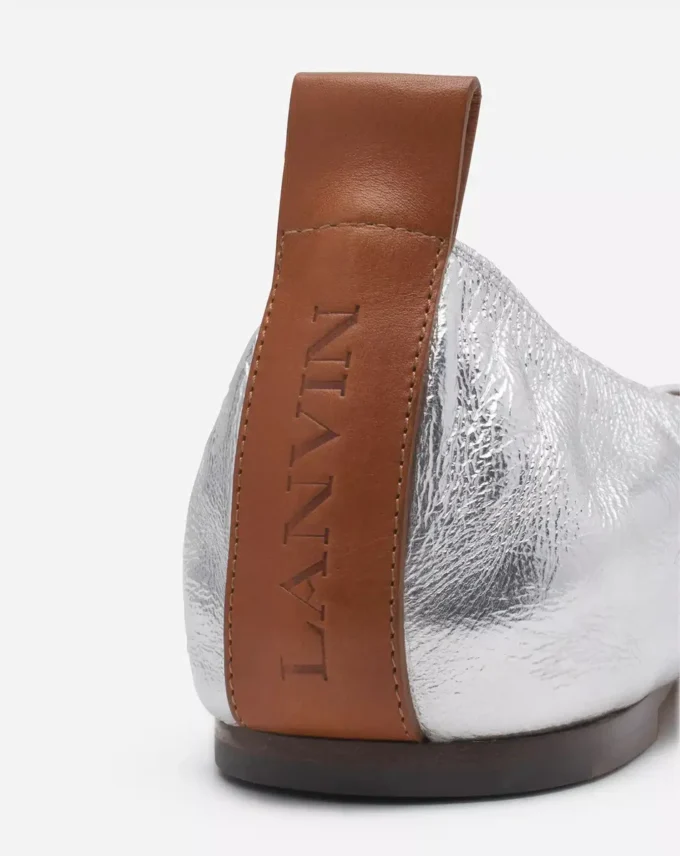 Die Ballerina-Ballerinas aus Metallic-Leder Die Ballerina-Ballerinas aus Metallic-Leder