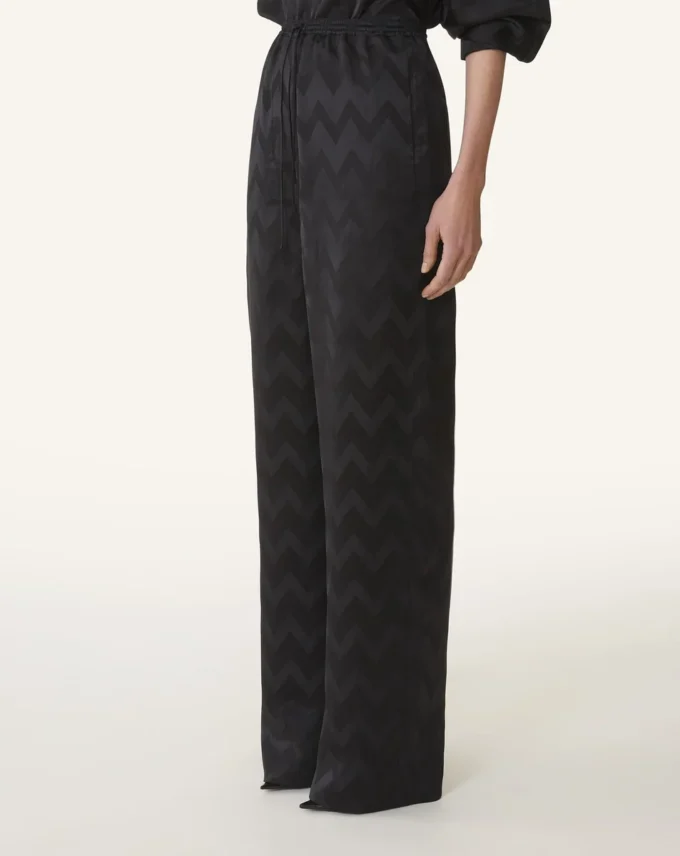 Flüssige Hose aus Jacquard-Viskose Flüssige Hose aus Jacquard-Viskose