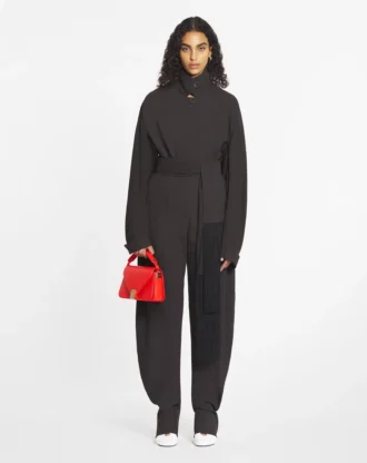 Maßgeschneiderte Jacke aus Wolle und Viskose