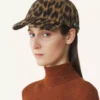 Kappe mit Leopardenmuster