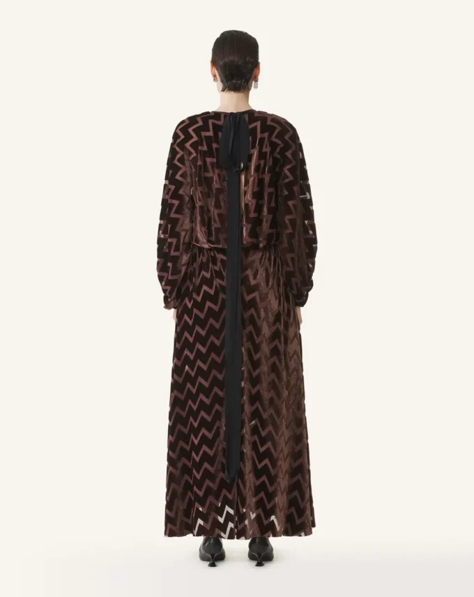 Kleid aus Devoré-Samt