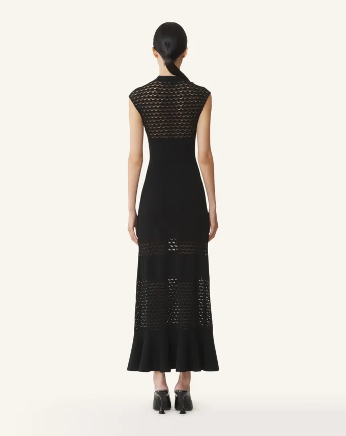 Kleid mit Spitzendetails aus Viskose Kleid mit Spitzendetails aus Viskose