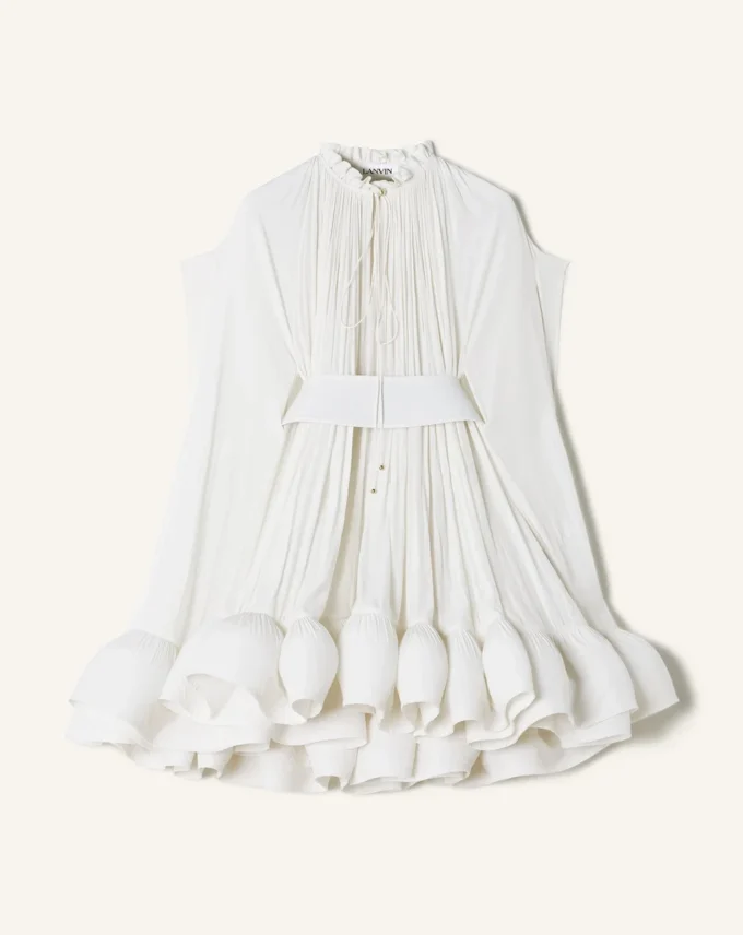 Kurzes Charmeuse-Kleid Kurzes Charmeuse-Kleid