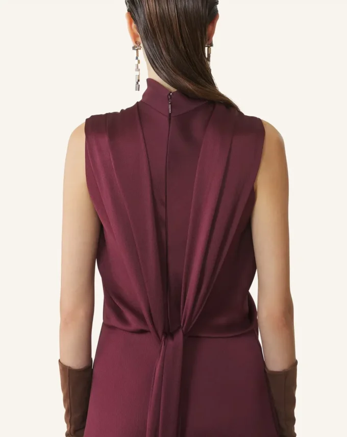 Langer Overall aus Satin