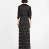 Langes besticktes Kleid