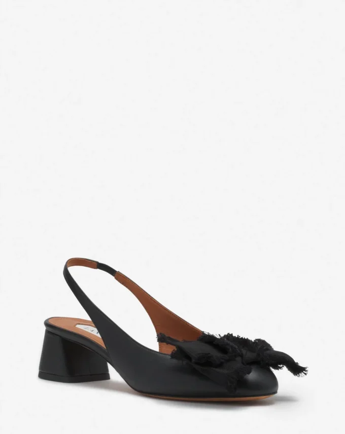 Leder-Slingback-Ballerina mit Absatz Leder-Slingback-Ballerina mit Absatz