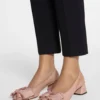 Leder-Slingback-Ballerina mit Absatz Leder-Slingback-Ballerina mit Absatz