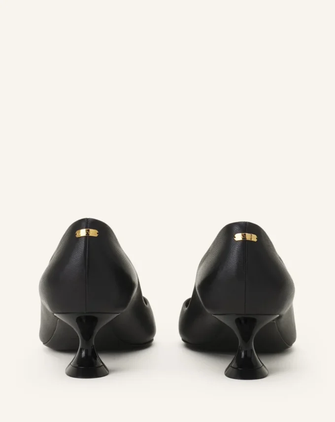 Lederpumps „Midnight Step” mit Schnalle