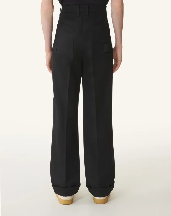 Leichte Chino-Hose aus Wolle Leichte Chino-Hose aus Wolle