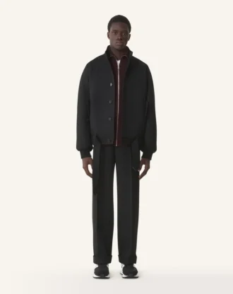 Leichte Wolljacke