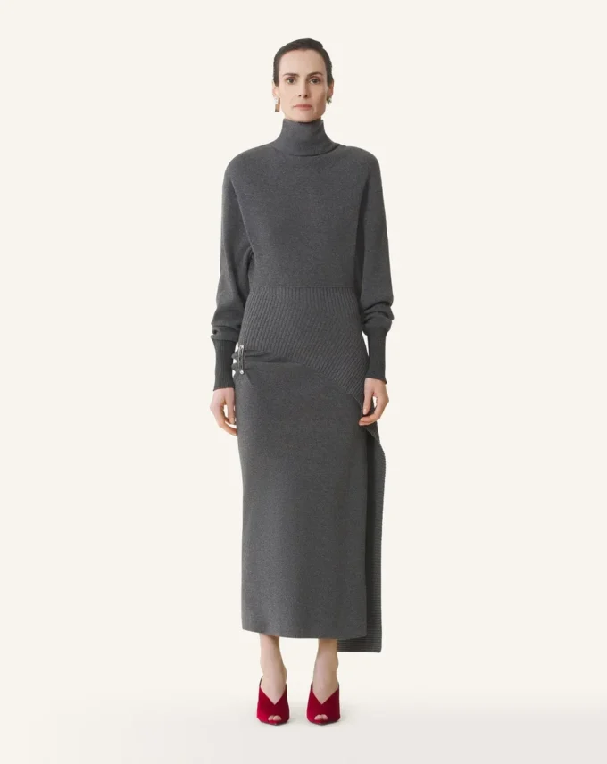 Midi-Kleid aus Wolle und Kaschmir