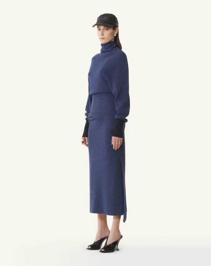 Midi-Kleid aus Wolle und Kaschmir Midi-Kleid aus Wolle und Kaschmir
