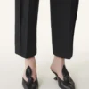 Midnight Step Leder-Pantolette mit Absatz und Schleife Midnight Step Leder-Pantolette mit Absatz und Schleife