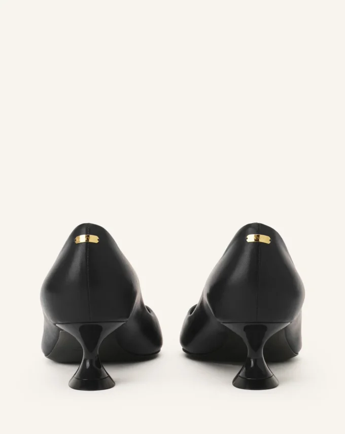 Midnight Step Pumps aus Leder Midnight Step Pumps aus Leder