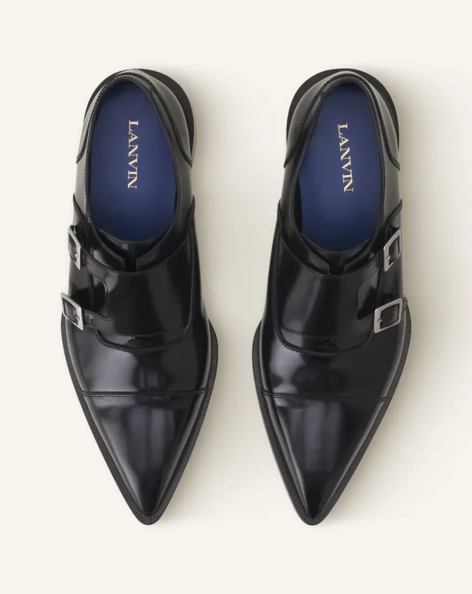 Monk-Schuhe aus glänzendem Leder Monk-Schuhe aus glänzendem Leder