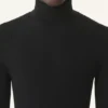 Rollkragenpullover aus Merinowolle und Seide