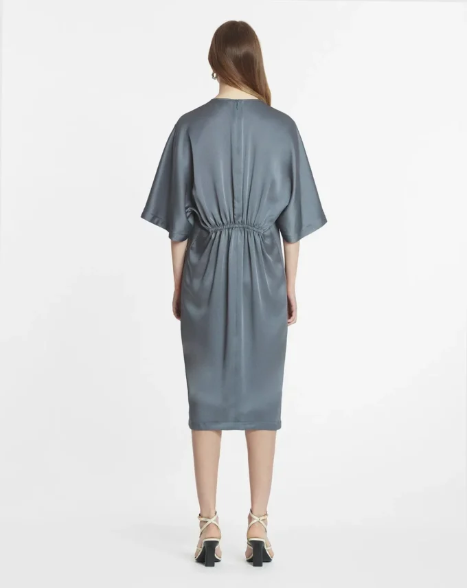 Satin-T-Shirt-Kleid