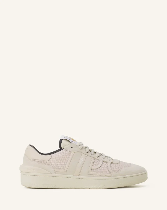 Sneaker aus Mesh in Lehmfarbe