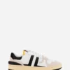 Sneaker aus Mesh in Lehmfarbe