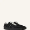 Sneaker aus Mesh in Lehmfarbe