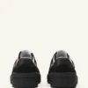 Sneaker aus Mesh in Lehmfarbe
