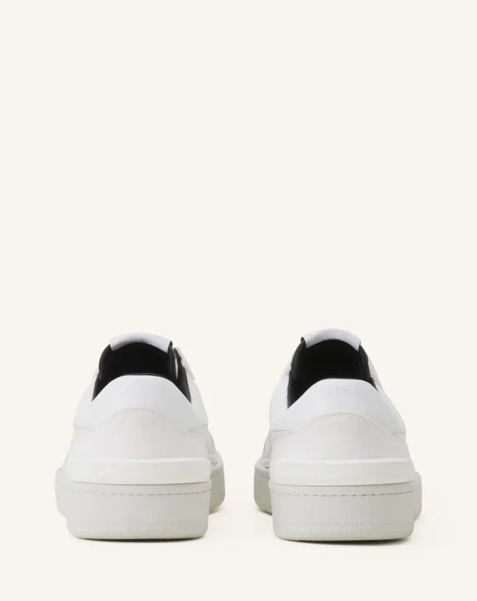 Sneaker aus Mesh in Lehmfarbe