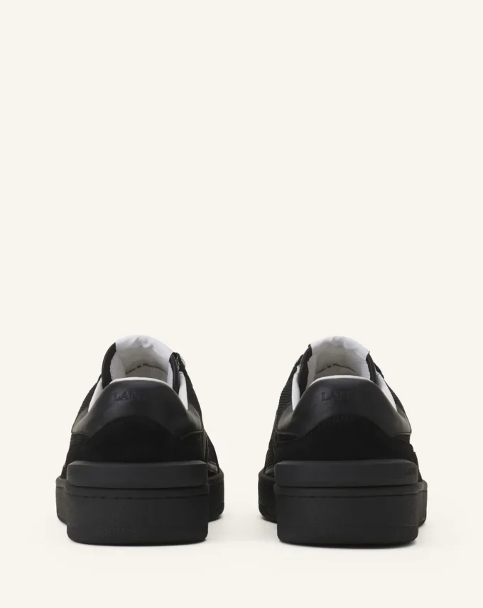 Sneaker aus Mesh in Lehmfarbe