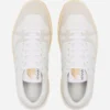 Sneaker aus Mesh in Lehmfarbe