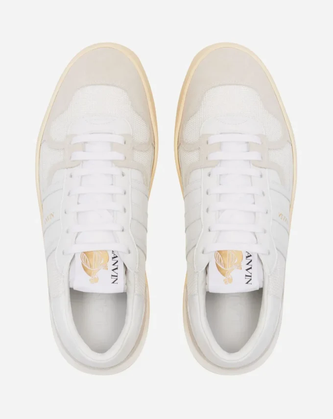 Sneaker aus Mesh in Lehmfarbe