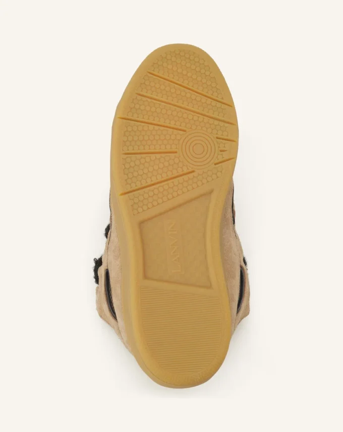 Sneakers aus Wildleder mit Mesh-Schnürsenkeln