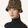 Wendbarer Bucket Hat mit Leopardenmuster