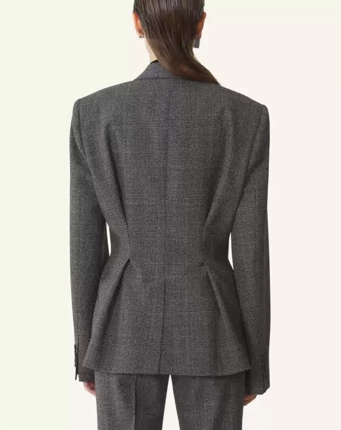 Zweireihige, taillierte Jacke aus Prince-of-Wales-Wolle Zweireihige, taillierte Jacke aus Prince-of-Wales-Wolle