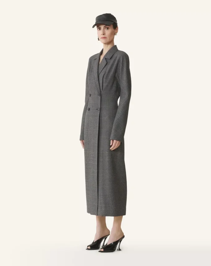 Zweireihiges Kleid aus Prince-of-Wales-Wolle Zweireihiges Kleid aus Prince-of-Wales-Wolle